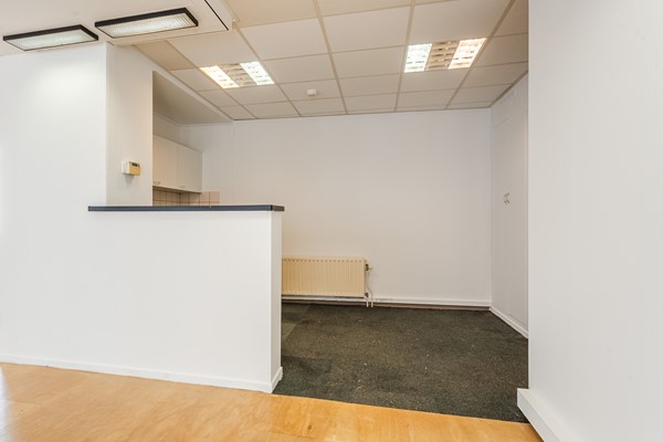 20251124, Hoogstraat 144-146, Vlaardingen, Van Der Laan Makelaardij (9 of 35).jpg